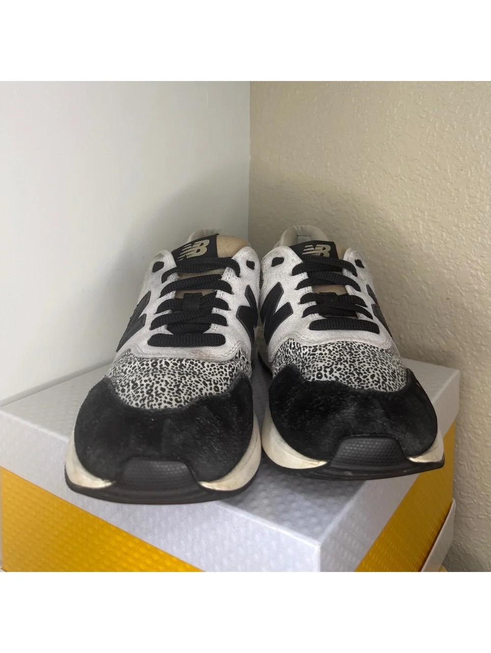 👟 New Balance Women’s 8 Leopard Print Sneakers – Black White Tan